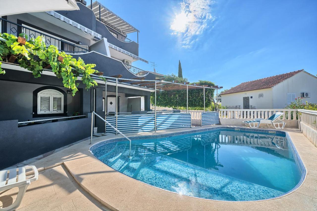 Apartmani Ticic Trogir Eksteriør bilde