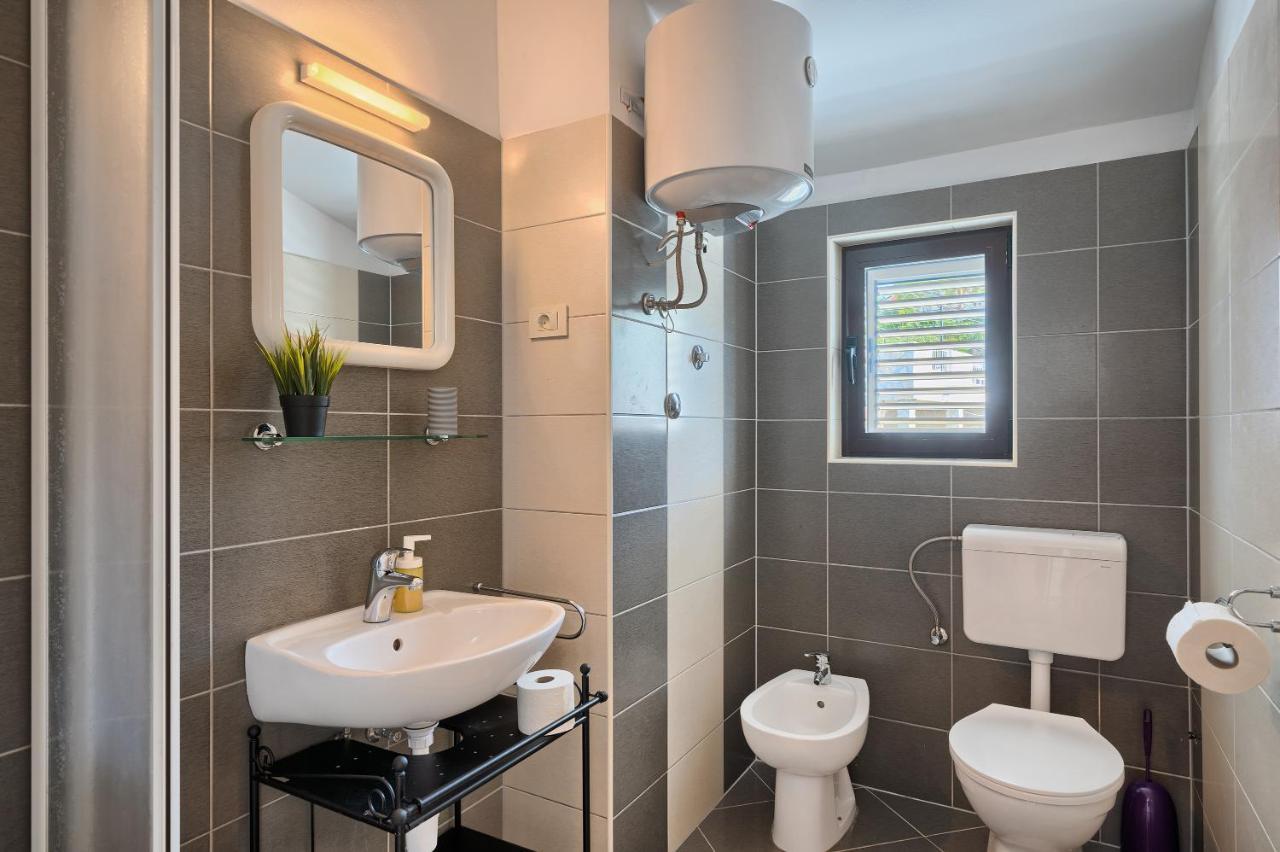 Apartmani Ticic Trogir Eksteriør bilde