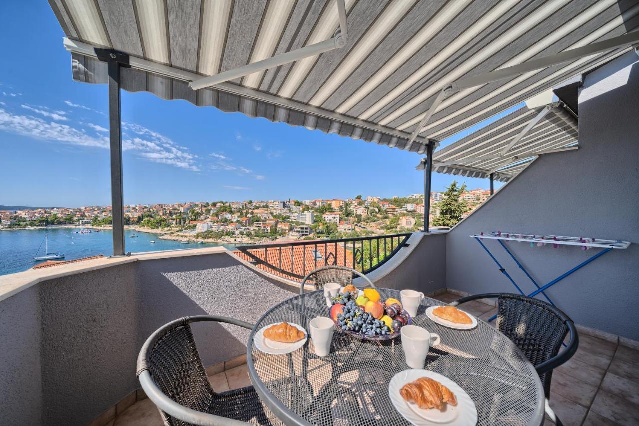 Apartmani Ticic Trogir Eksteriør bilde